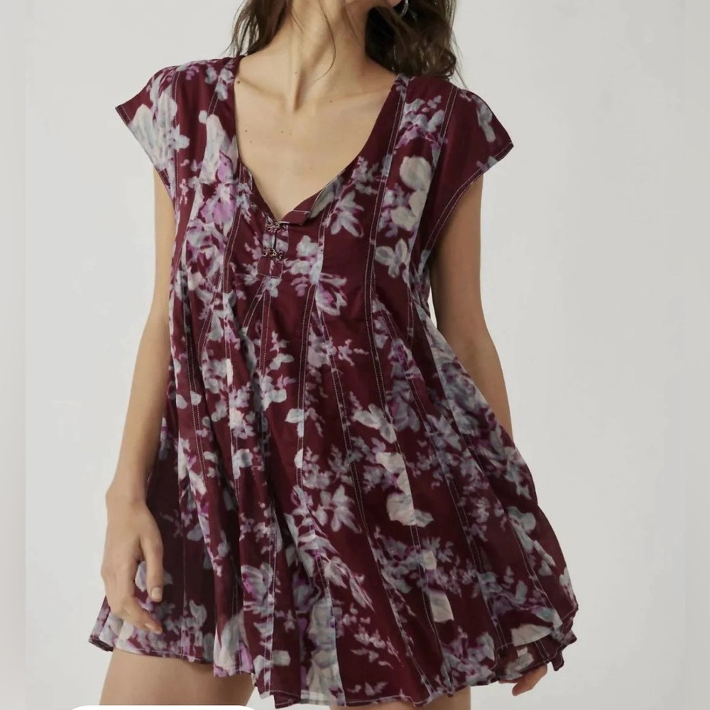NWT Free People Womens Sully Seamed Babydoll Dress Burgundy With Flowers Mini